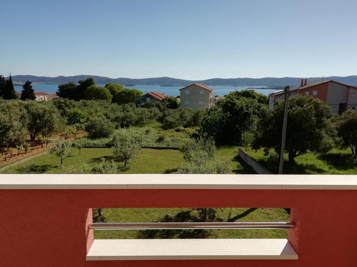 Villa „Drei Palmen“ Sveti Filip i Jakov Eksteriør bilde