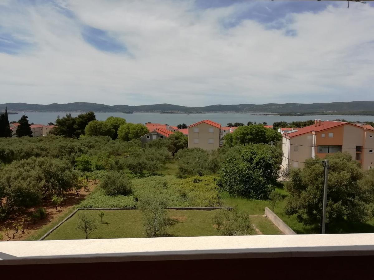 Villa „Drei Palmen“ Sveti Filip i Jakov Eksteriør bilde